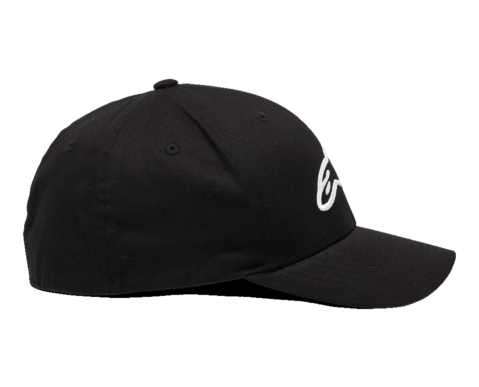 Casquette Alpinestars Ageless Curve, noir et blanc, vue de profil montrant la visière courbée et le logo blanc brodé en 3D, style sportswear décontracté