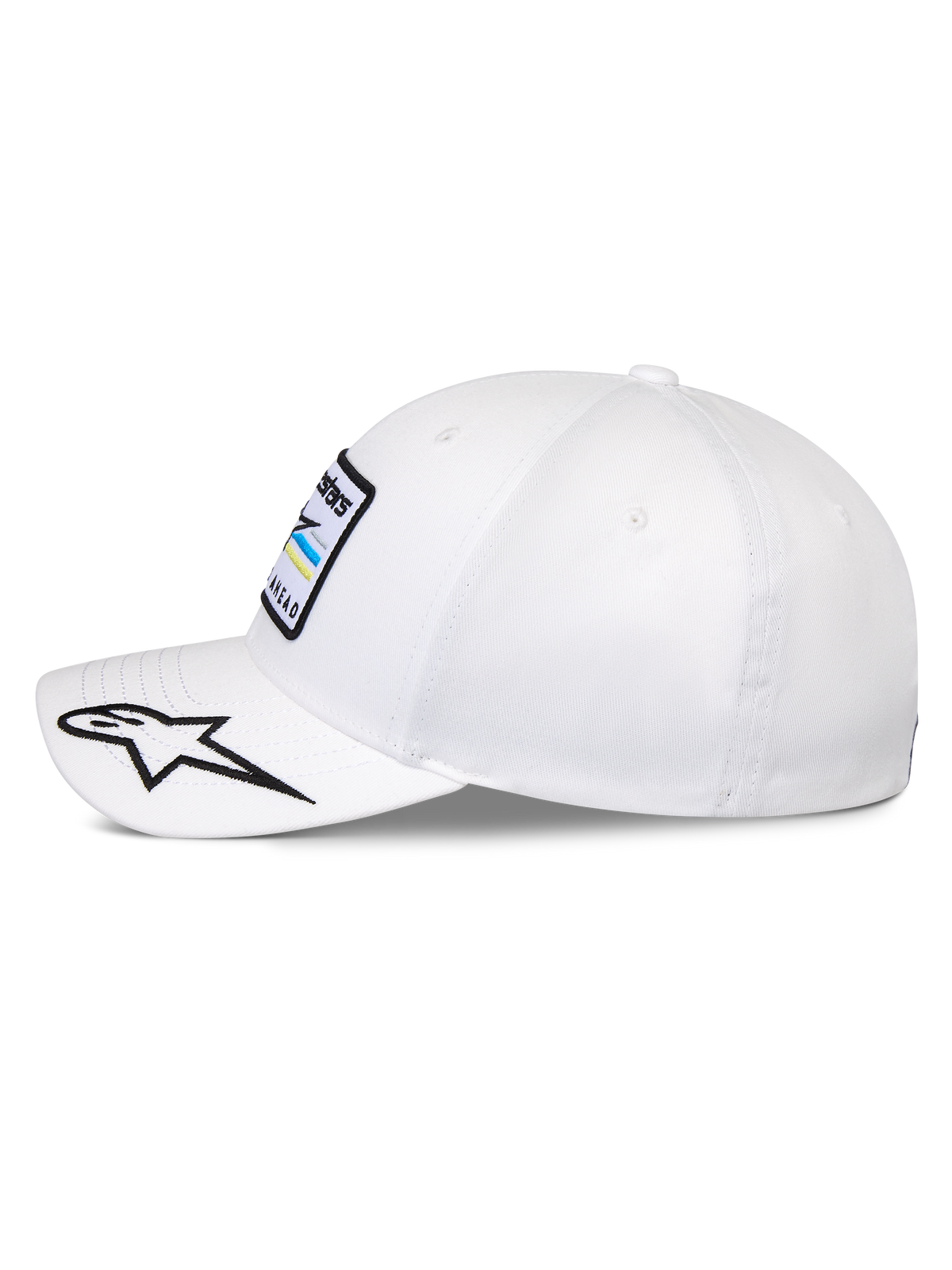 Alpinestars Surpass Kappe, strukturierte Baseball-Kappe, Weiß, gebogener Schirm mit besticktem schwarz-weißem Stern-Logo, Seitenansicht zeigt vorderen Astars-Logo-Patch, lässige vom Motorsport inspirierte Kopfbedeckung