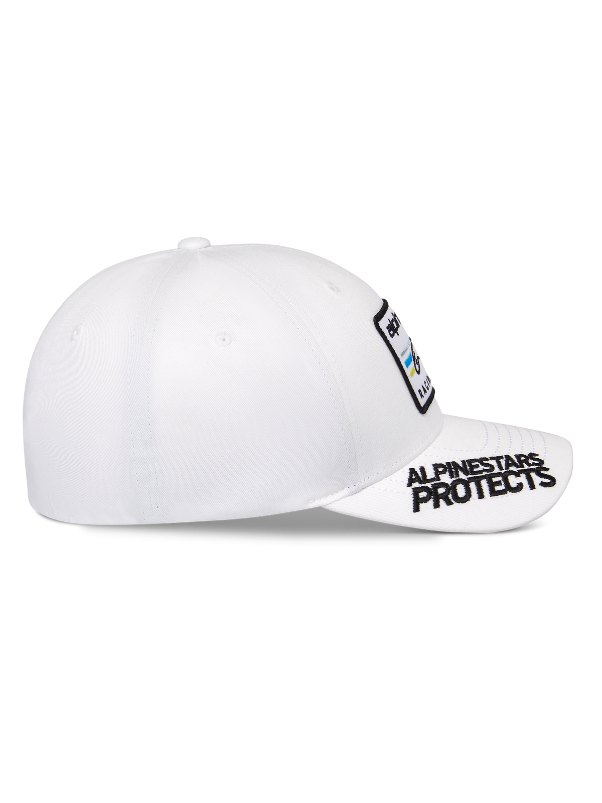 Alpinestars Surpass Cap, Weiß, gebogener Schirm mit schwarzer „ALPINESTARS PROTECTS“ Bestickung, strukturierte Krone mit Logo-Aufnäher vorne, lässige Sport-Baseballkappe