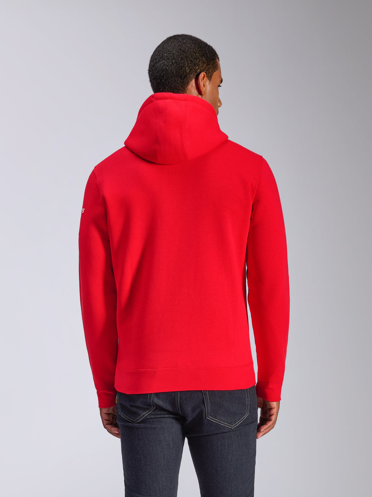 Alpinestars Frontal Hoodie, pullover fleece hoodie, rood, achteraanzicht met capuchon met trekkoord en geribde zoom, klein wit woordmerk op de mouw, casual motorsport-geïnspireerde streetwear