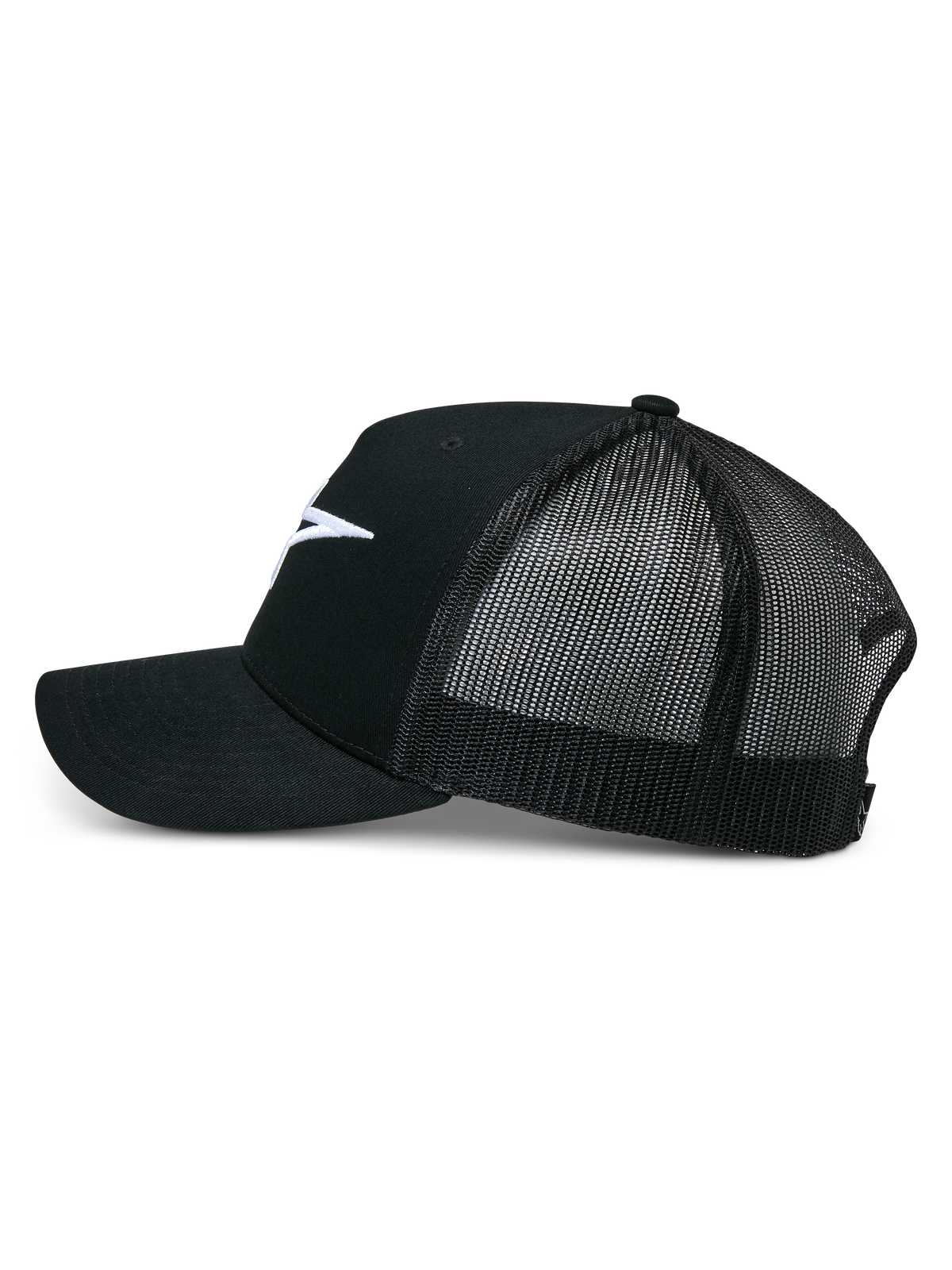 Alpinestars Ageless Trucker pet, zwart, zijaanzicht, gestructureerde katoenen twill voorzijde met wit geborduurd Astars-logo, ademende zwarte mesh achterkant, gebogen klep, casual motorsport hoofddeksel