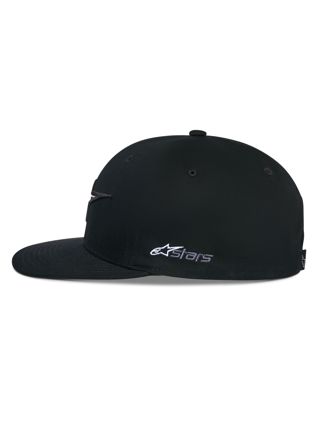 Alpinestars Thickness Snapback pet, zwart, zijaanzicht met gestructureerde kroon en platte klep, wit geborduurd Astars-logo op de zijkant, casual op motorsport geïnspireerde pet