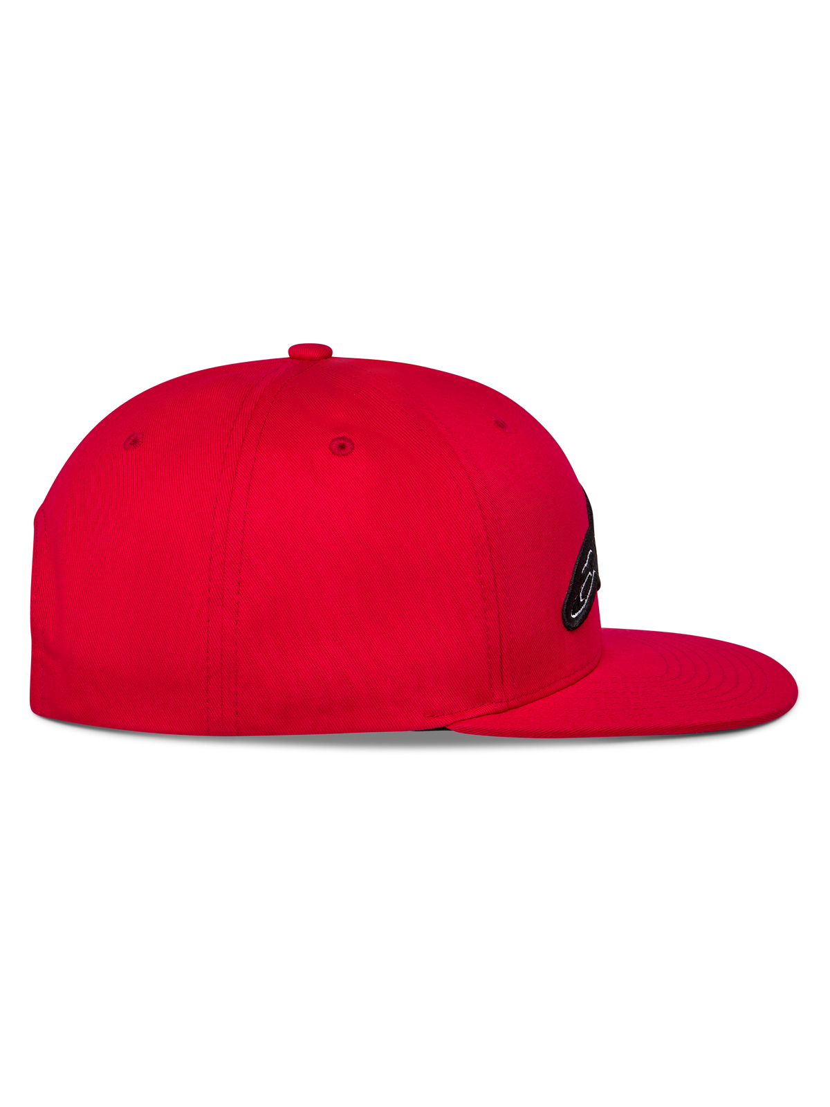 Alpinestars Thickness Snapback pet, rood, zijaanzicht met de platte klep en gestructureerde kroon, geborduurd logo op de voorkant, casual motorsport-geïnspireerde hoofdbedekking