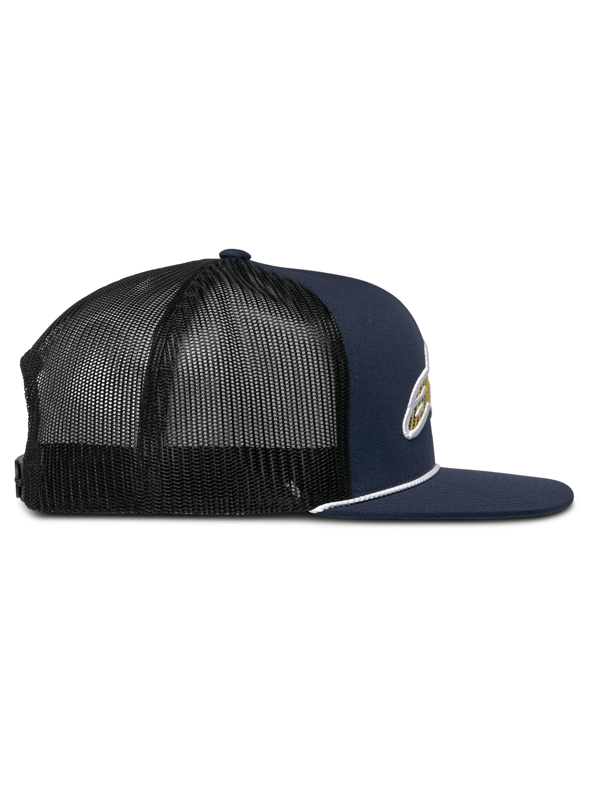 Alpinestars Orion Trucker pet, zijaanzicht, navy blauwe twill voorkant met zwarte mesh achterkant, platte klep met witte touwafwerking, gestructureerde kroon, casual motorsport hoofdbedekking