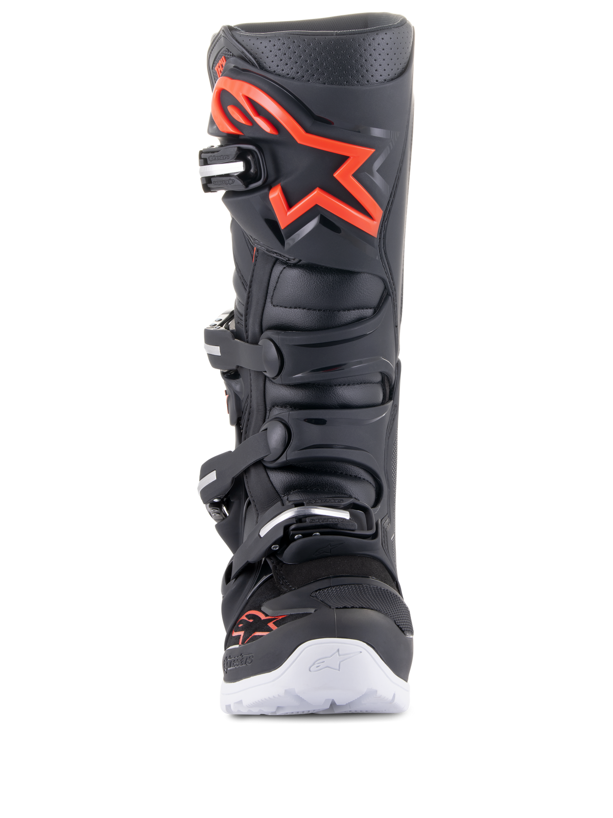 Alpinestars Tech 7 Enduro laarzen, zwart en rood fluo, vooraanzicht, met een groot rood logo op de scheenplaat, sluitsysteem met vier gespen en witte accenten op de buitenzool, professioneel motorcross- en off-road schoeisel