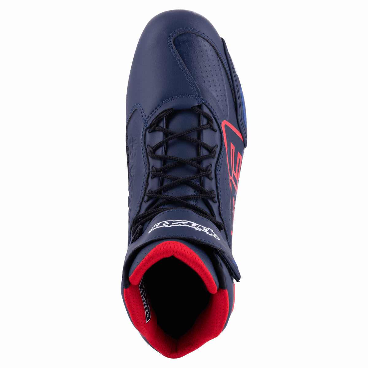 Alpinestars Austin Riding Shoe, Night Navy und Bright Red, Draufsicht mit schwarzen Schnürsenkeln, rotem Mesh-Innenfutter und dunkelblauem Mikrofaser-Chassis mit roten Logo-Akzenten