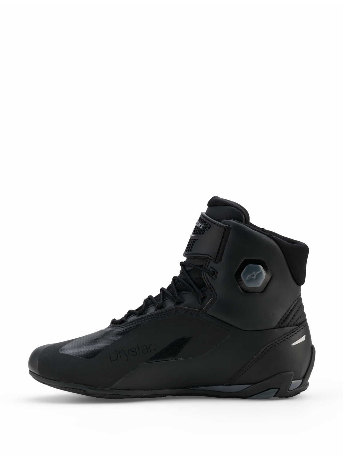 Chaussures Alpinestars Faster-4 Drystar®, chaussures de moto, Noir Gris, vue de profil avec construction en microfibre sans couture, marquage imperméable Drystar, fermeture à lacets avec sangle à la cheville et structure de protection de la cheville intégrée.