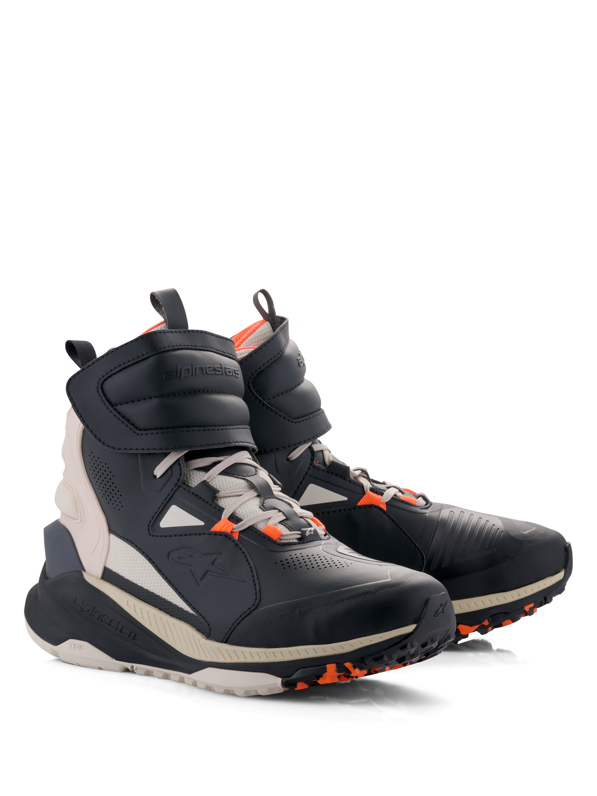 Alpinestars Speedstreet schoenen, urban motorschoenen, Black Almond Hot Orange, hoog model geïnspireerd op streetwear met microvezel bovenwerk, grote klittenbandsluiting bij de enkel, veters en een dikke off-white zool met oranje gripdetails