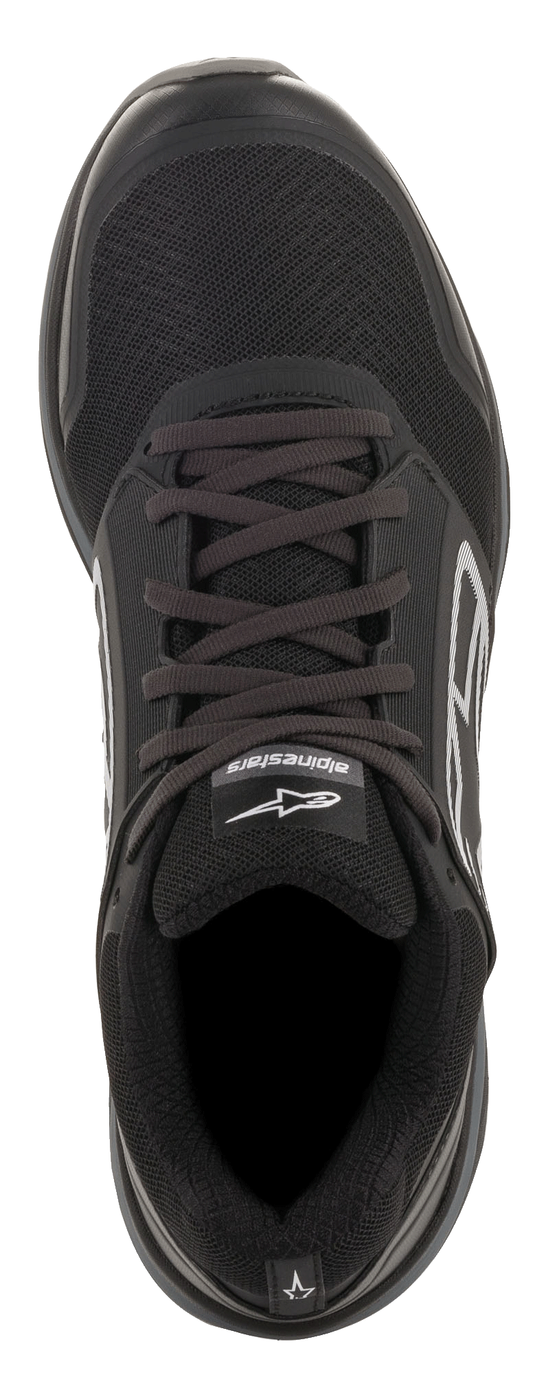 Alpinestars Meta Trail schoenen, zwart en donkergrijs, bovenaanzicht, zwart mesh bovenwerk met veters, wit Alpinestars-logo op de tong, performance paddock- en hardloopgeïnspireerd schoeisel
