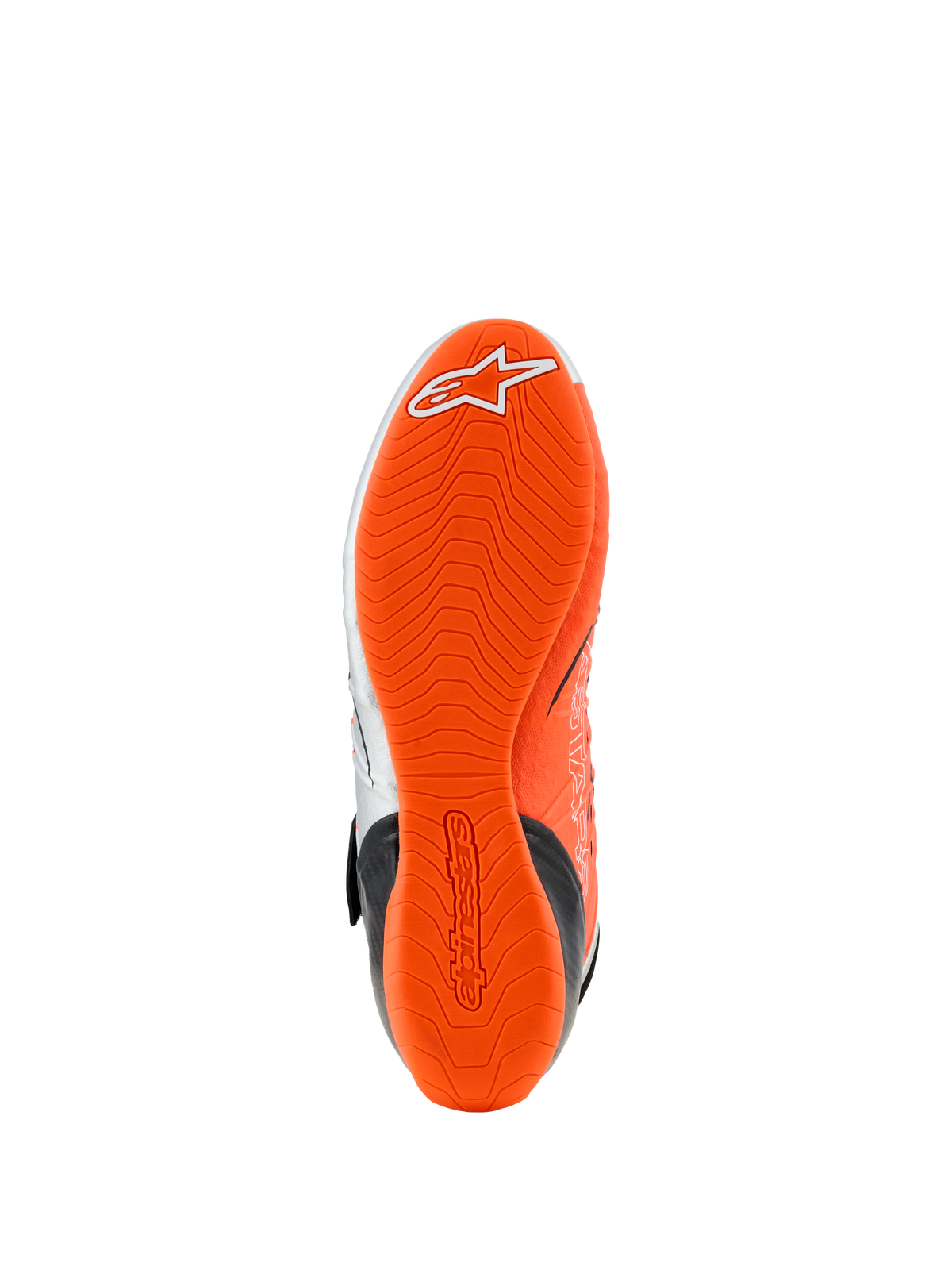 Alpinestars Tech-1 KX V3 schoenen, onderaanzicht van de zool, fel oranje fluo rubber, golvend getextureerd loopvlakpatroon met wit logo en merknaam in reliëf, ontworpen voor karting grip en pedaalgevoeligheid