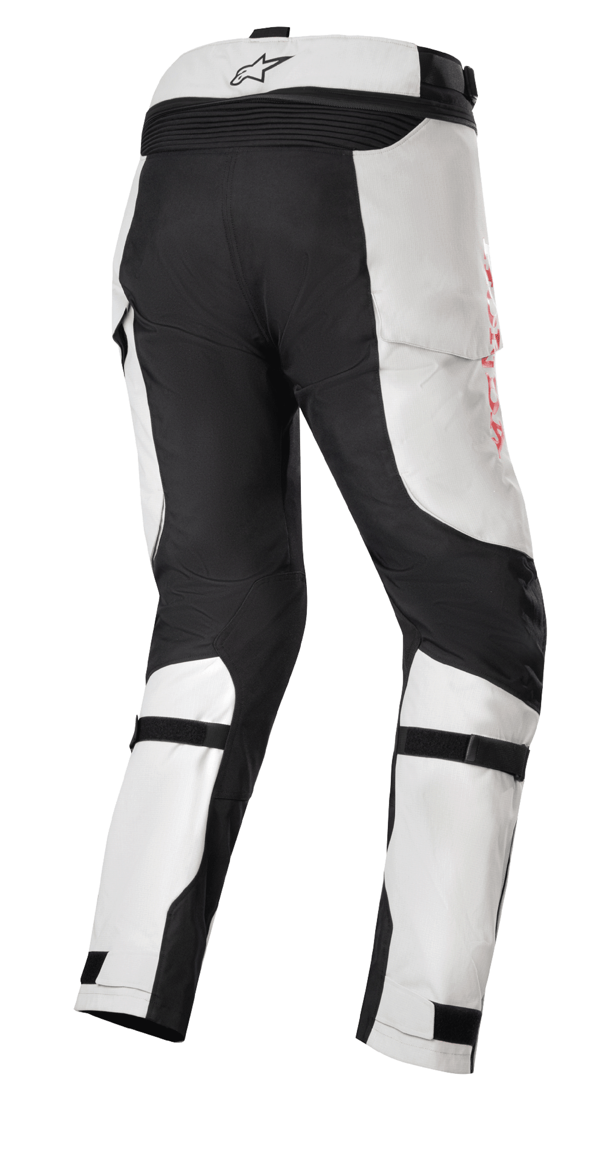 Honda Bogota' Pro Drystar® Broek, Adventure Touring motorbroek, Ice Gray en zwart, achteraanzicht met verstevigde zwarte panelen op het zitvlak en de binnenkant van de benen, rode branding aan de zijkant en verstelbare kuitbanden voor een goede pasvorm.