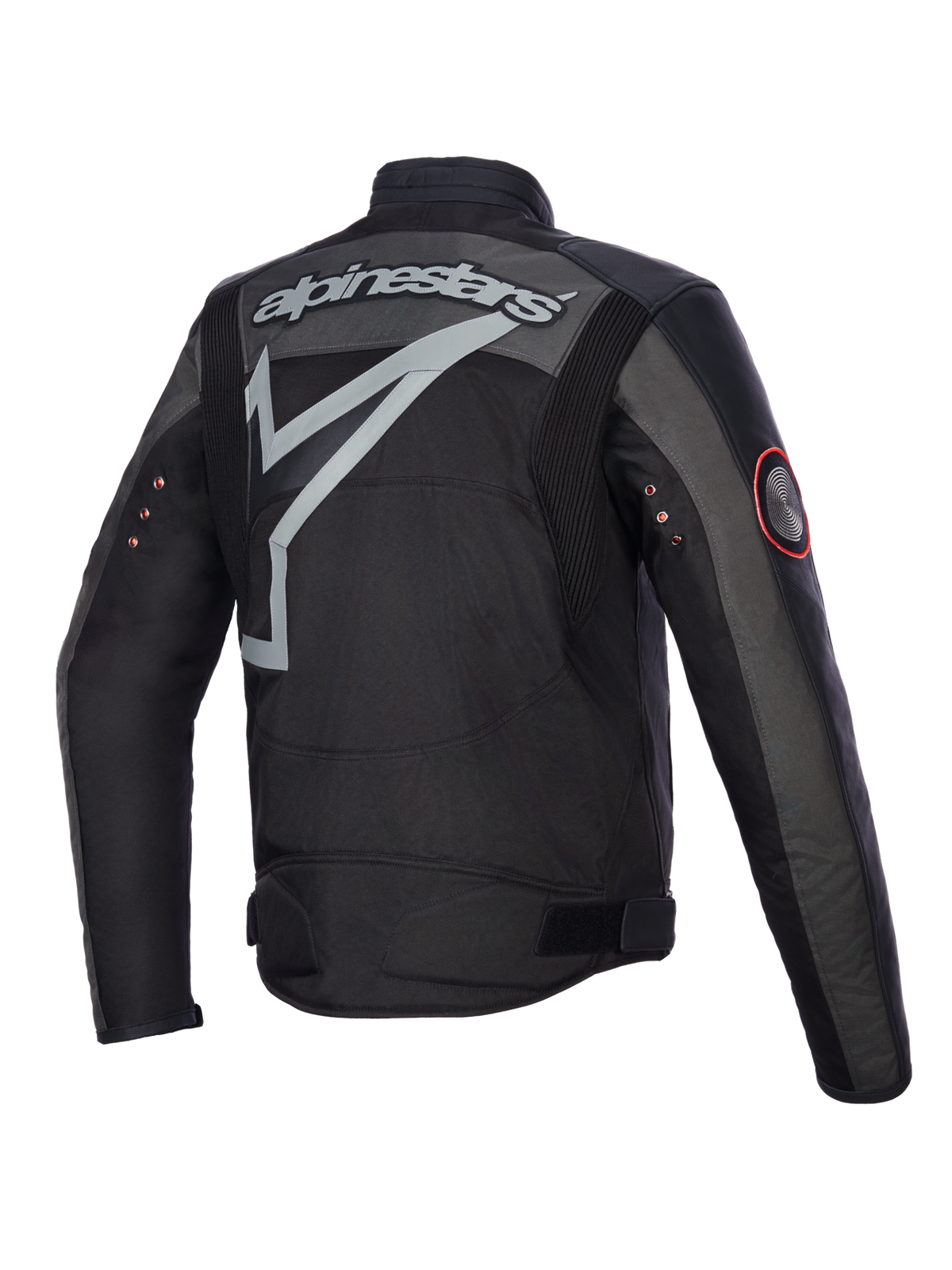 Alpinestars Axton Jacke, Motorradjacke, Schwarz Anthrazit Rot Tangerine, Rückansicht mit großem grauem umlaufendem Logo und Schriftzug, Akkordeon-Schulterpaneele und Vintage-Metallösen an den Ärmeln, Textil- und Lederkonstruktion