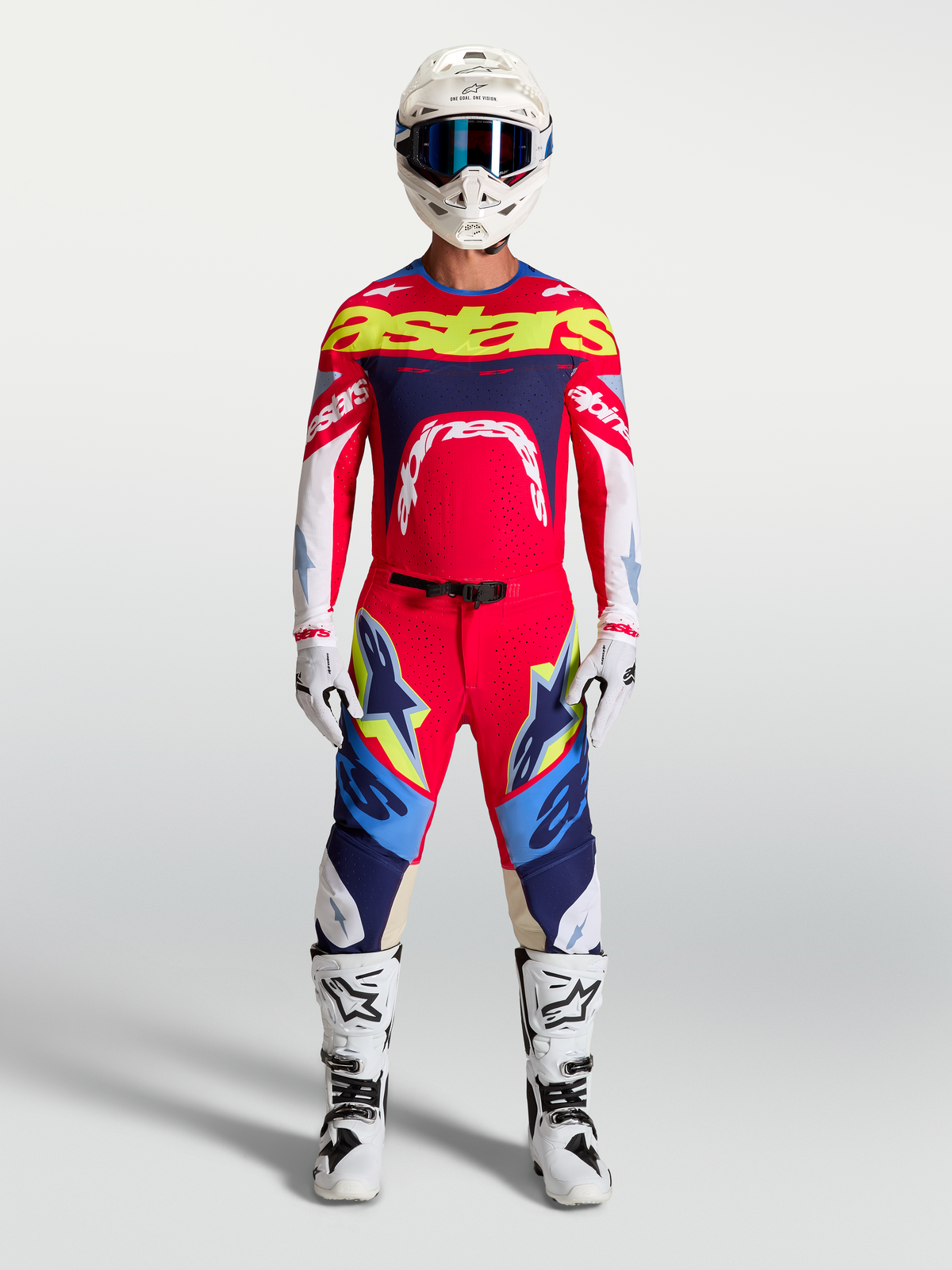 Alpinestars Supertech Dyna Gear Set en broek, motocross-uitrusting, rood en blauw, atletische pro-rider pasvorm voor heren.