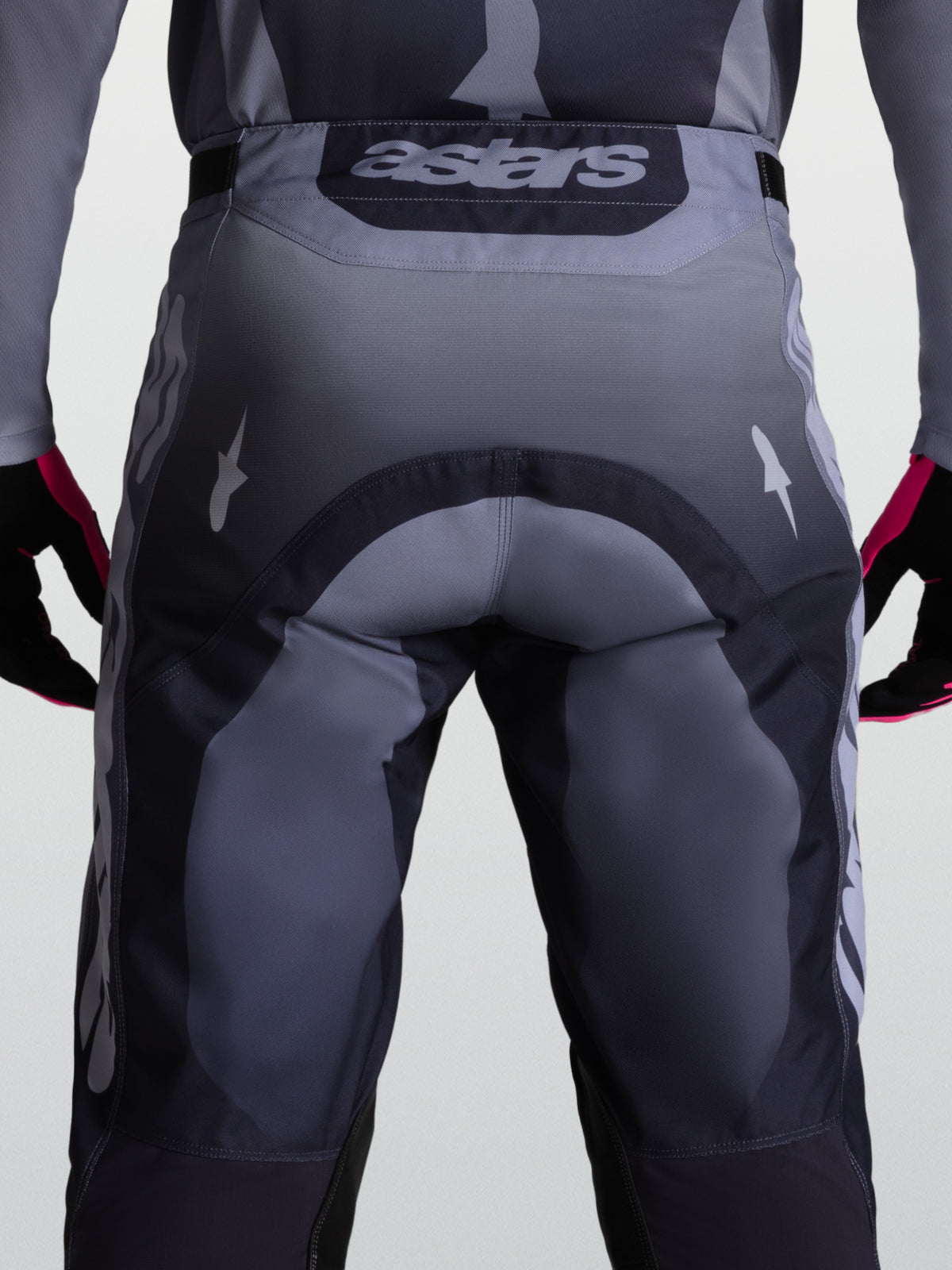 Alpinestars pantalon Racer Amber, motocross homme gris et gris foncé, assise renforcée et logo Astars en vue arrière