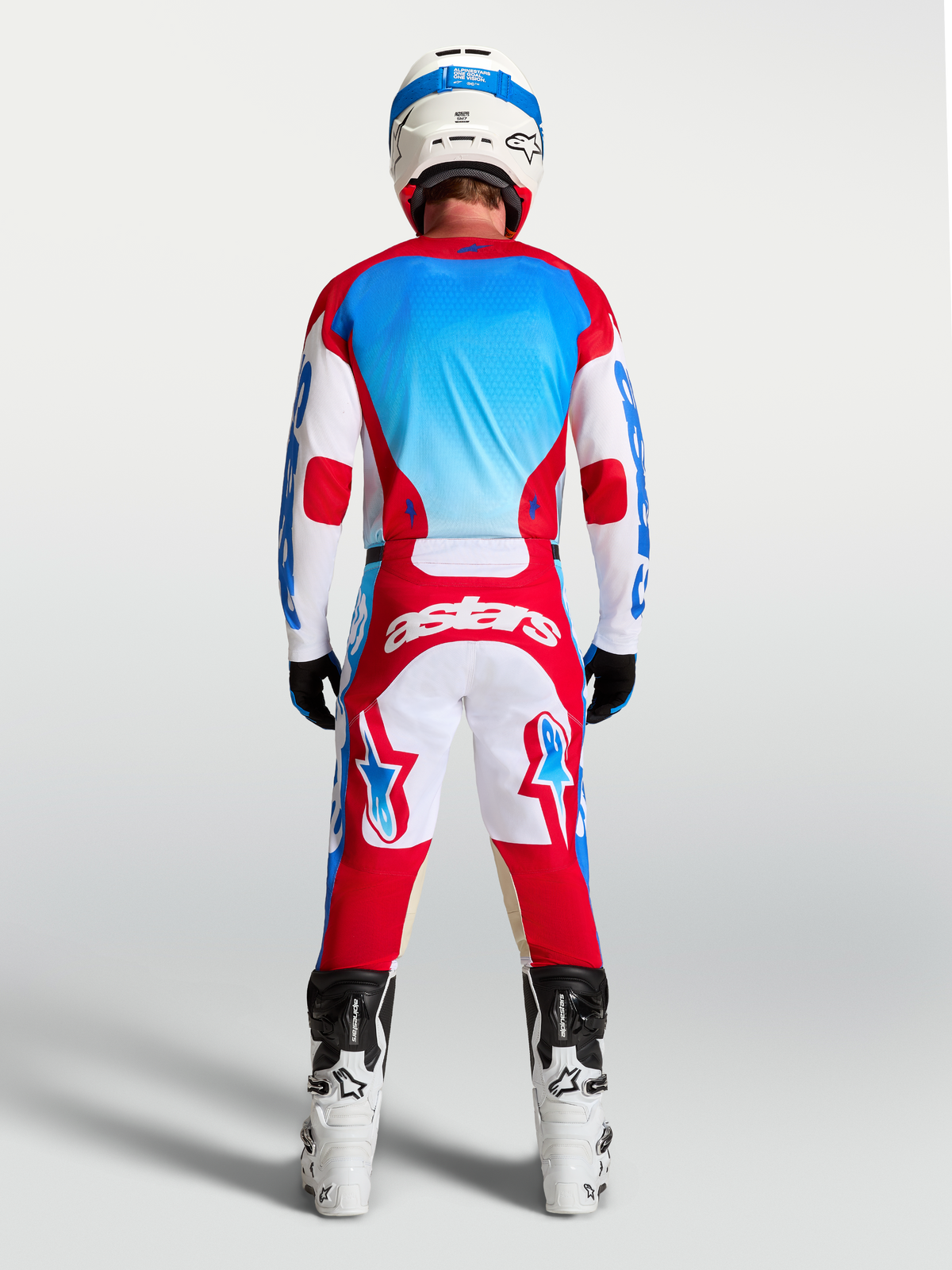 Alpinestars Racer Hunt Jersey, heren-motocrossjersey, rood, wit en blauw, vochtafvoerend polyfabric, achteraanzicht.
