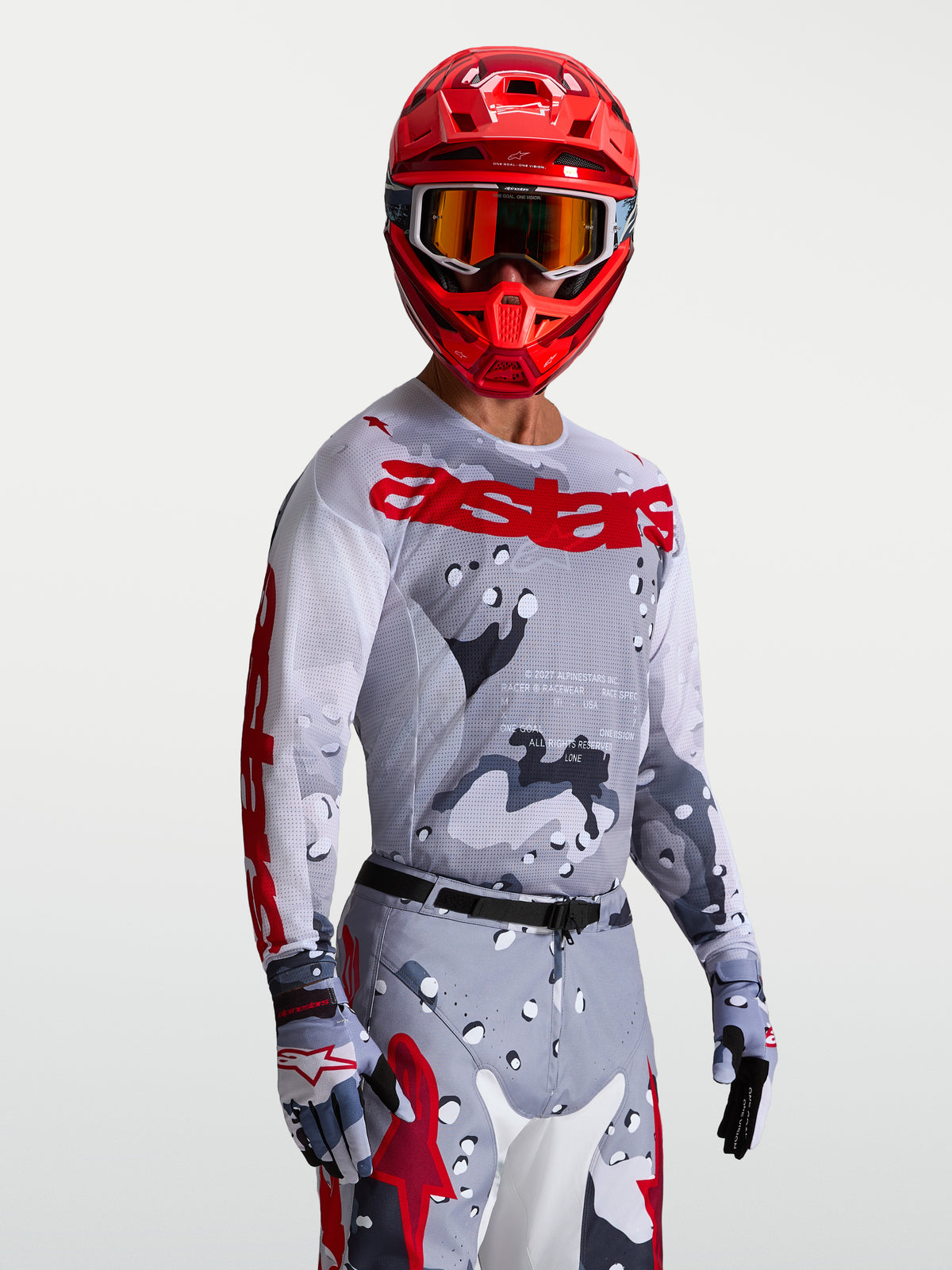 Alpinestars Racer Air Lone Trikot, Herren Motocross-Trikot, Grau Camo und Rot, atmungsaktives Mesh für warmes Wetter.