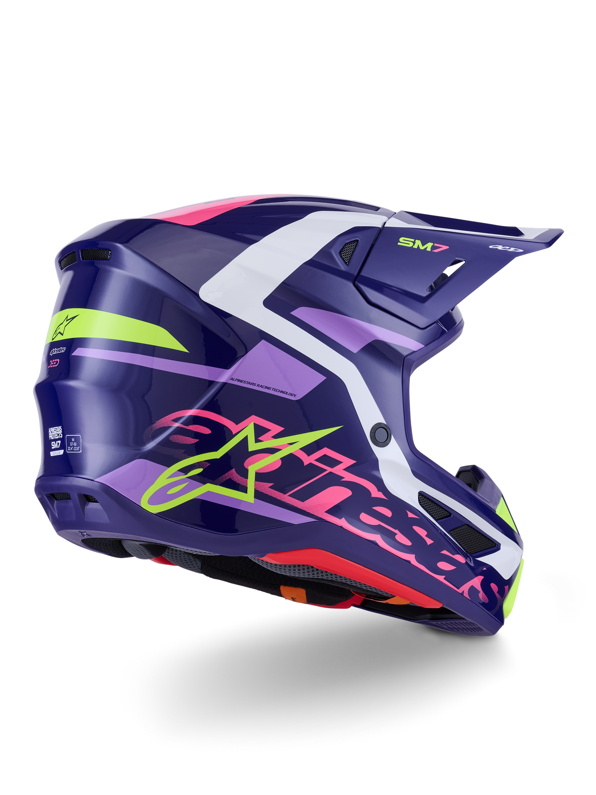 Alpinestars S-M7 Deed helm, motocrosshelm, glanzend paars roze, zij-achteraanzicht met witte en limegroene accenten, opvallend roze Alpinestars-woordmerk en sterlogo, aerodynamisch composiet schaalontwerp voor off-road prestaties