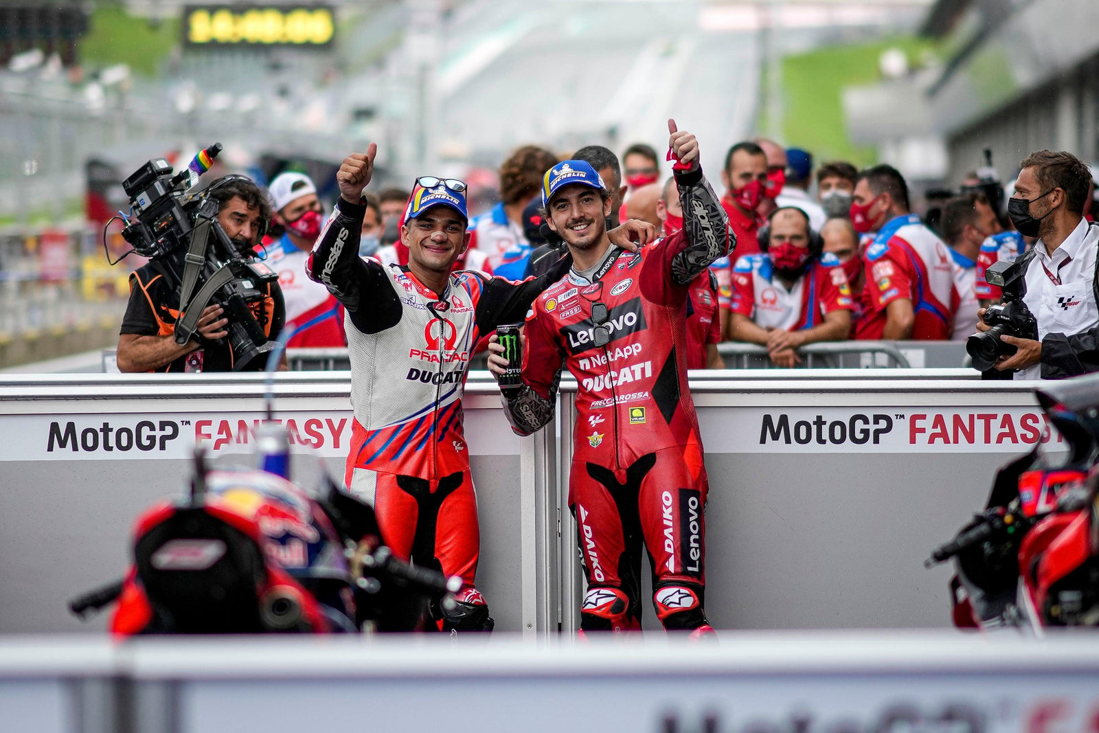 Pecco Bagnaia und Jorge Martin liefern Motogp Wet Weather Masterclass im Red Bull Ring, Österreich