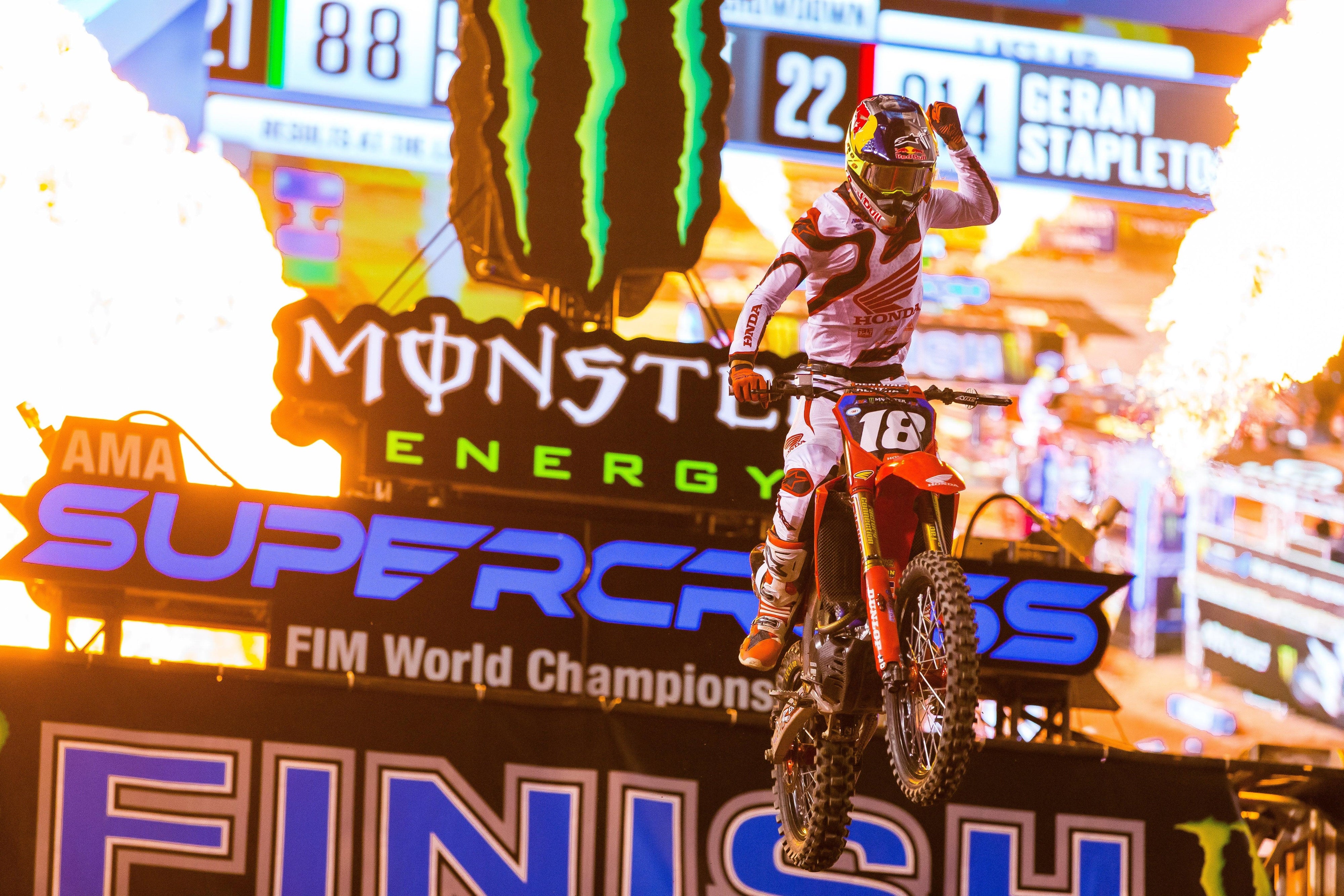 ALPINESTARS SALT LAKE CITY 2 (EAST/WEST SHOWDOWN) 250SX MAIN EVENT PODIUM LOCK-OUT AS JETT LAWRENCE WINS;   COLT NICHOLS SECOND, HUNTER LAWRENCE THIRD