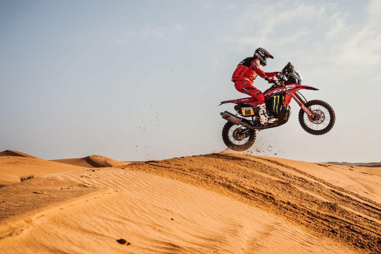 Joan Barreda remporte la deuxième étape au 2022 Dakar Rally à Alpinestars Top Five Lock-out