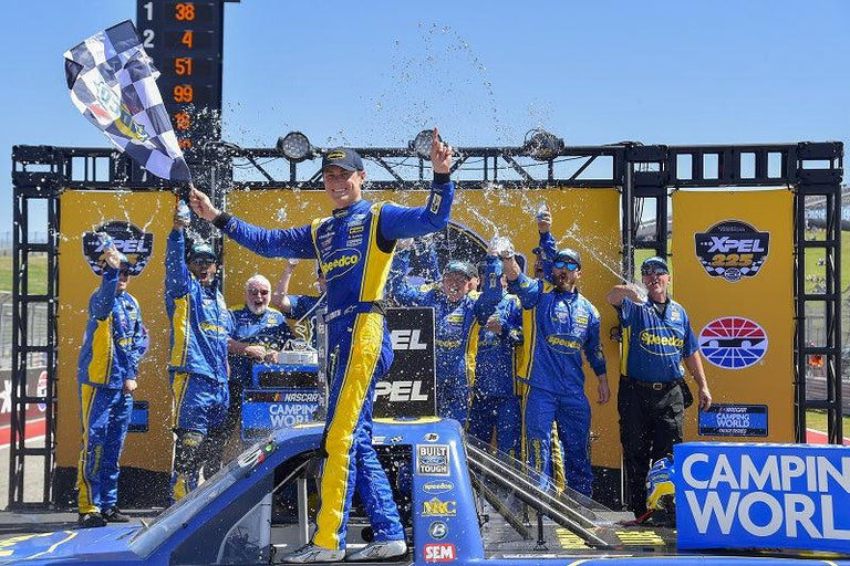 Zane Smith gewinnt das dramatische Rennen der NASCAR Truck Series auf der Circuit of the Americas, Texas