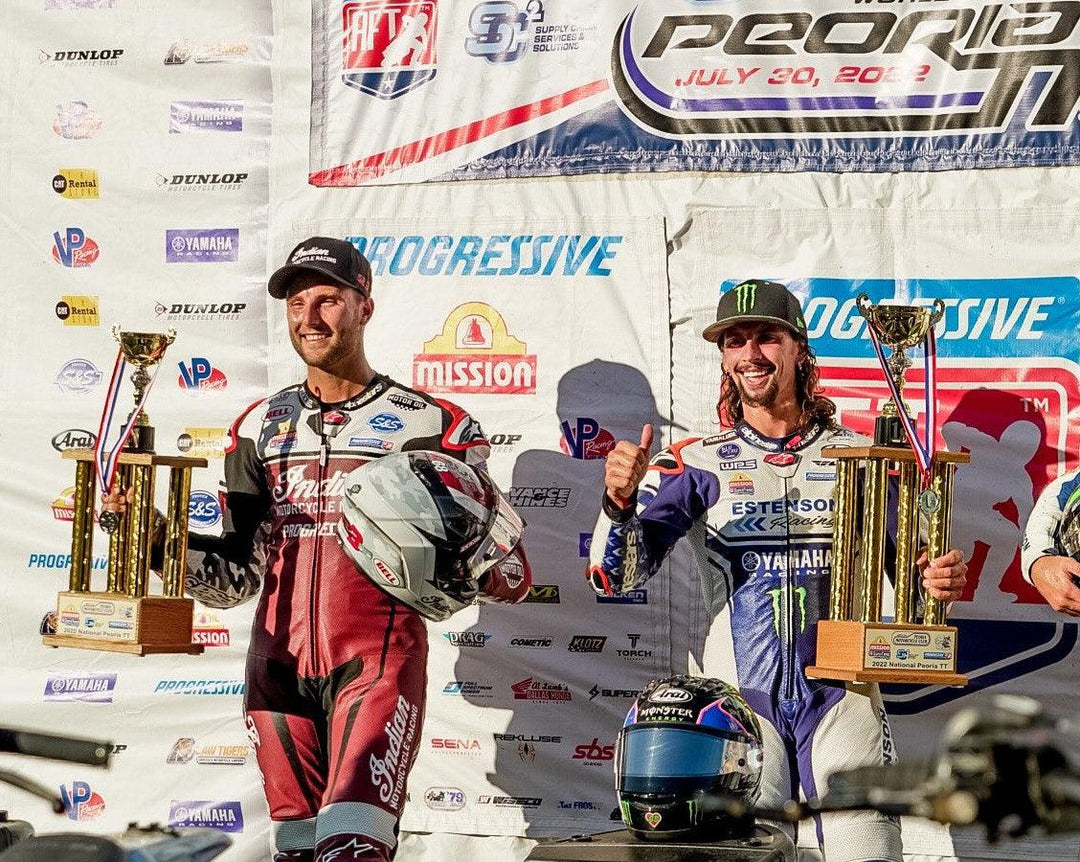 JD Beach zeigt noch einmal, dass er der amerikanische King des amerikanischen Flat Track TT-Formats ist und den Sieg betreibt, als Alpinestars mit 1: 2 mit Briar Bauman Zweiter in Peoria, IL