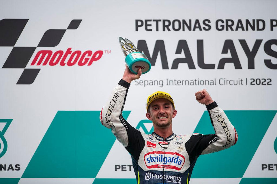 John McHpee remporte le thriller Moto3 alors qu'Alpinestars sécurise le double-podium avec Sergio Garcia troisième à Sepang