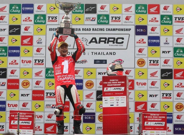 Zaqhwan Zaidi SEALS 2022 ASIA ROAD RACING Championship Championship Titre Superbike tandis qu'Anupab Surmoon et Azlan Shah Take Podium Finitions à Buriram, Thaïlande