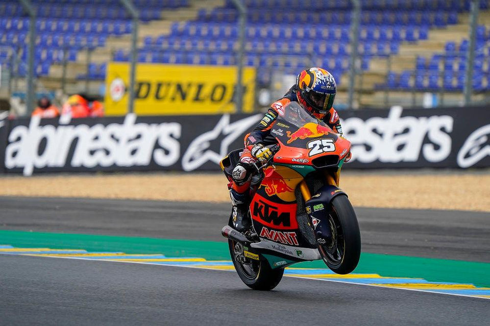 Raul Fernandez liefert eine Meisterklasse zur Macht zum dominanten Moto2 -Rennsieg bei Le Mans