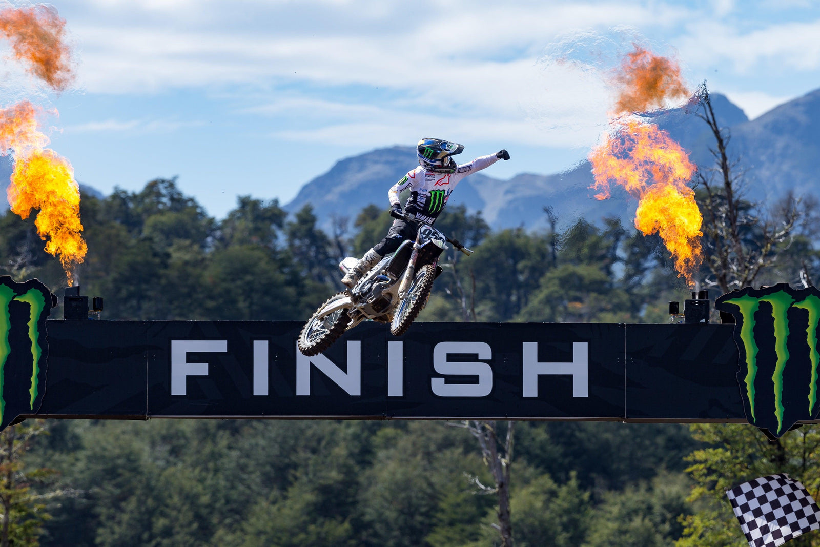 Maxime Renaux remporte MXGP Race One en Argentine sur une solide deuxième place dans la deuxième place