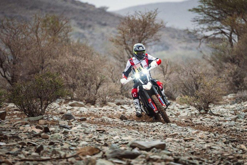 Ross Branch s'accompagne de la victoire en 2023 Dakar Rally Stage Huit alors qu'Alpinestars bénéficie d'un autre verrouillage du podium