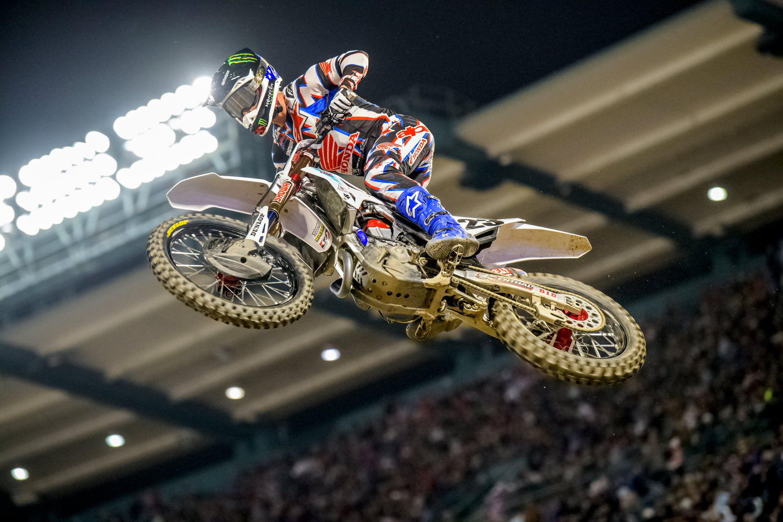 Alpinestars 1,2 alors que Chase Sexton remporte la première triple couronne 450SX de la saison à Anaheim 2