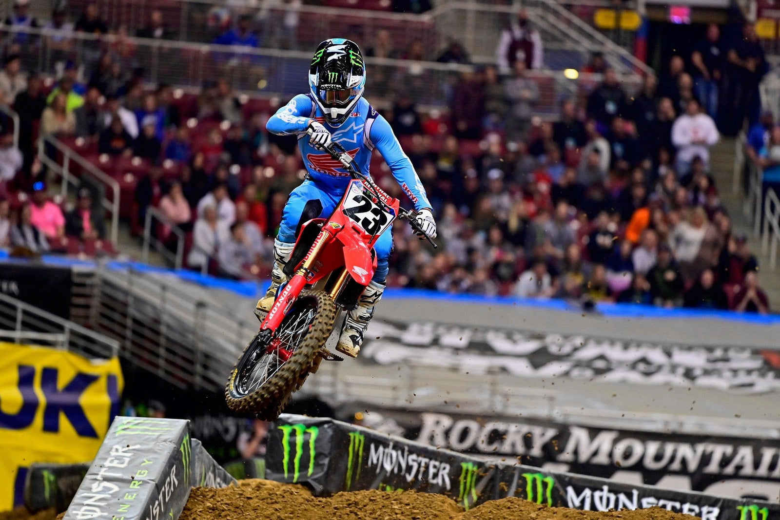 Les Alpinestars dominent AMA 450SX Triple-Crown alors que Chase Sexton, Marvin Musquin et Eli Tomac sont chacun des victoires de course à St Louis, Missouri