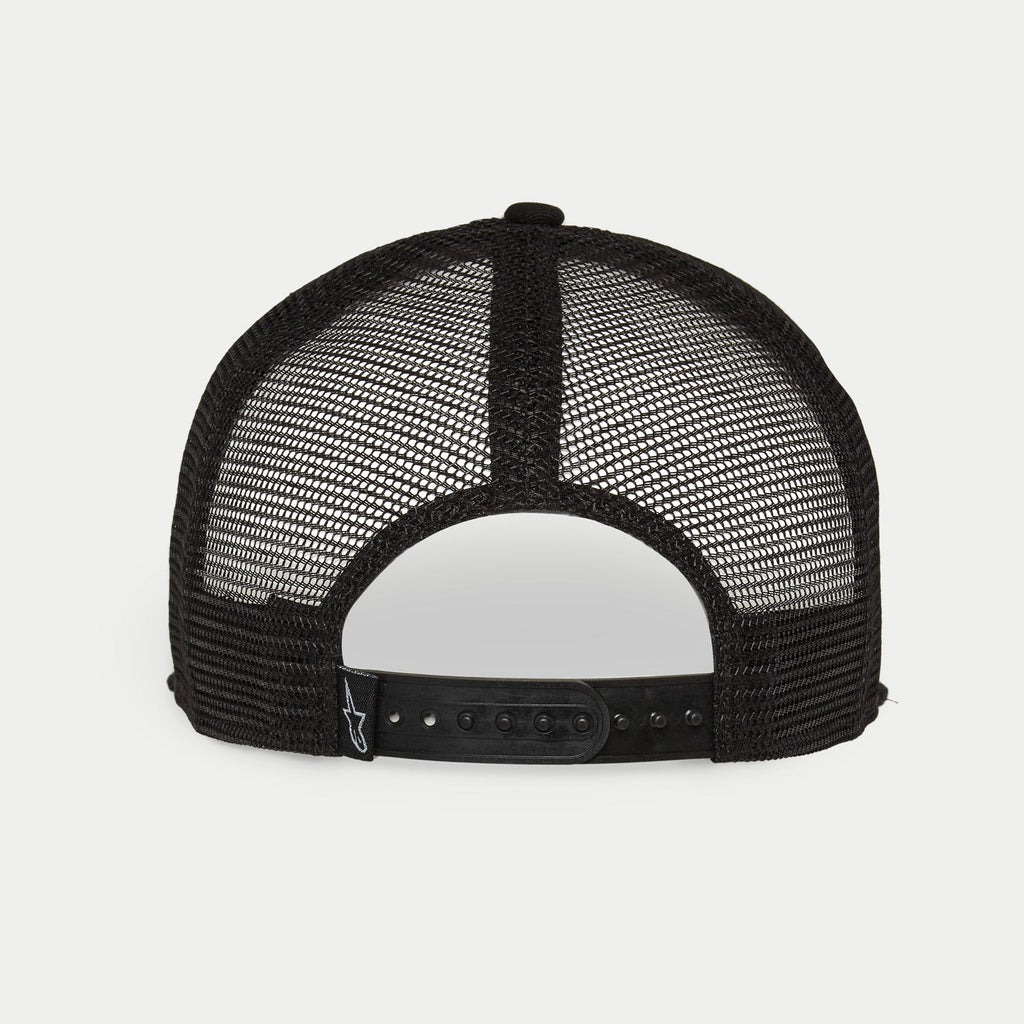 Alpinestars Corp Trucker pet, wit en zwart, achteraanzicht met zwarte ademende mesh-panelen, verstelbare snapback-sluiting, klein Alpinestars-logo op het achterlabel, casual motorsport-geïnspireerde hoofdbedekking