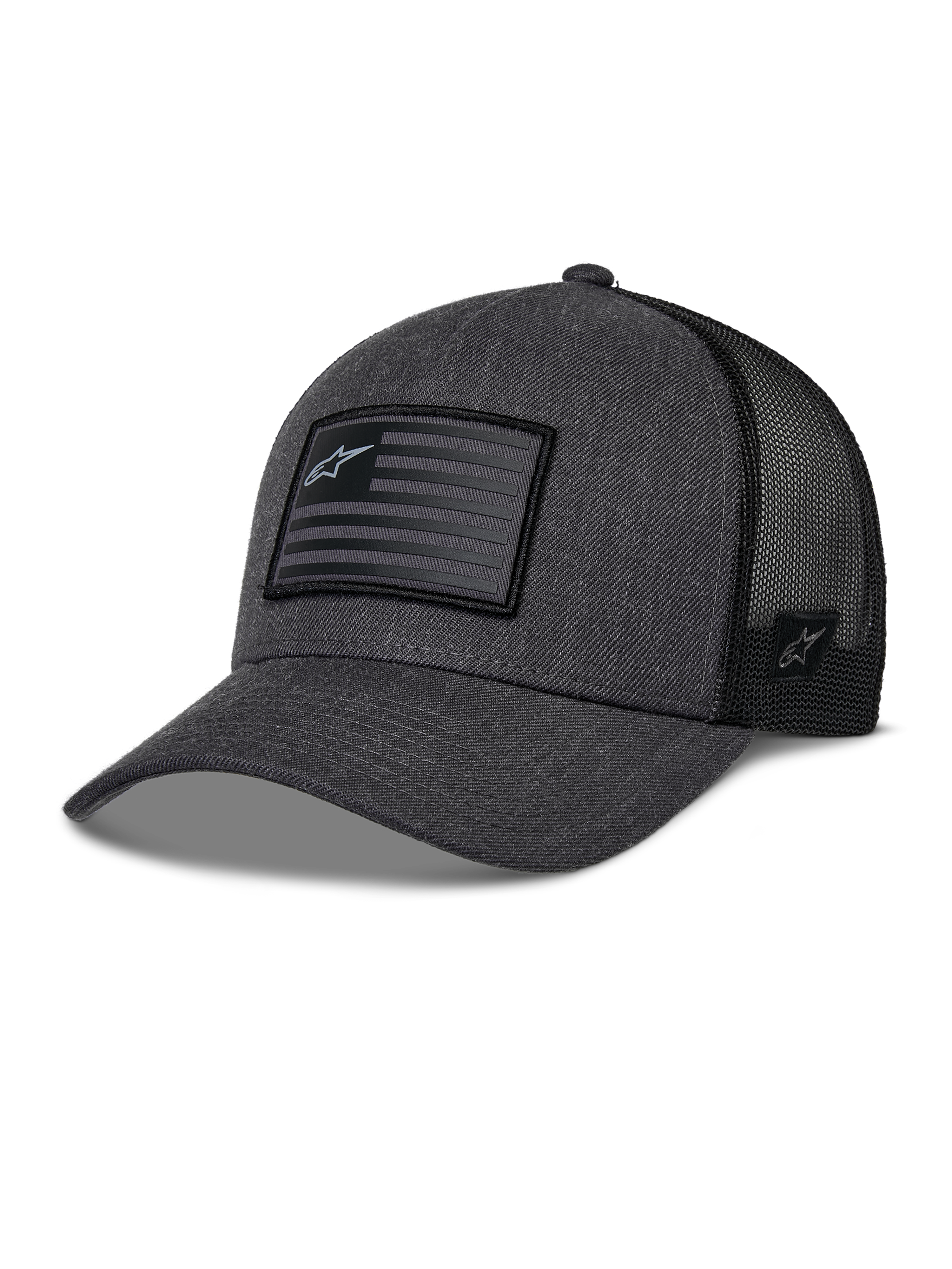 Casquette Snapback Flag Alpinestars, gris anthracite chiné et noir, casquette de baseball style trucker, patch drapeau rectangulaire avec logo étoile, visière courbée et arrière en maille respirante
