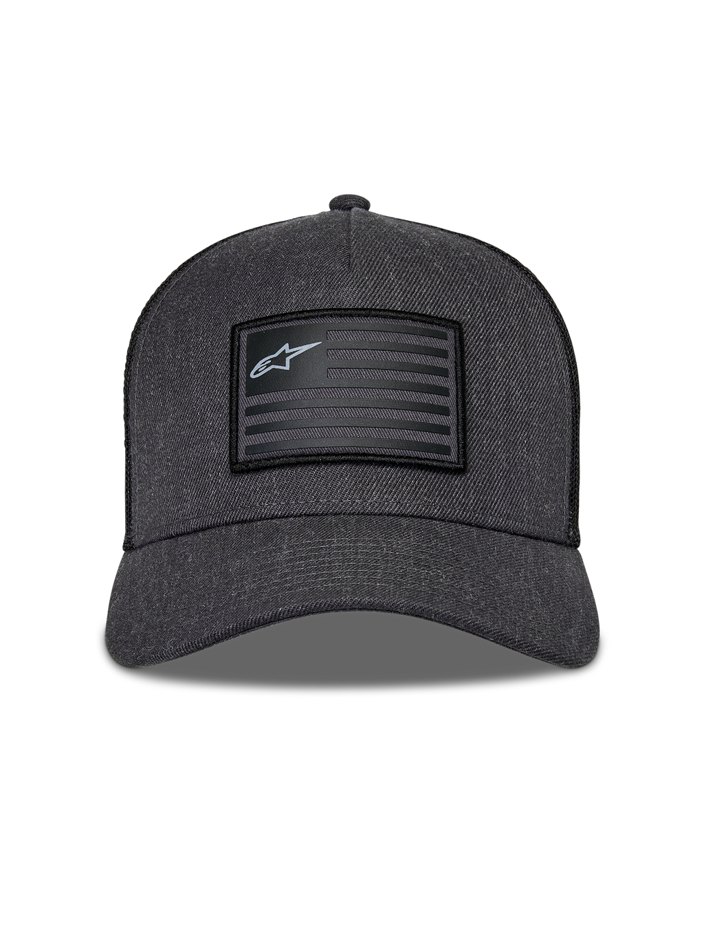 Casquette Snapback Flag Alpinestars, gris anthracite chiné et noir, vue de face avec couronne structurée et visière courbée, patch rectangulaire style drapeau avec logo Alpinestars et rayures, streetwear décontracté motorsport