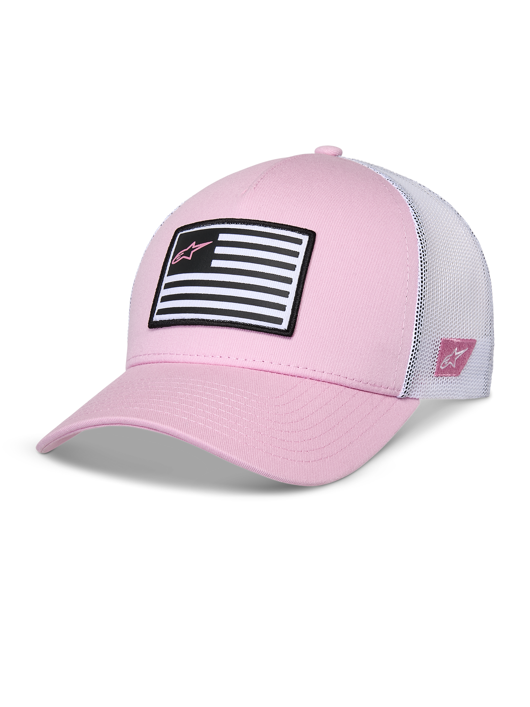 Casquette Snapback Flag Alpinestars, rose et blanc, visière courbée avec couronne structurée, avant en sergé avec arrière en maille blanche, avec un écusson drapeau noir et blanc et logo Astars rose, vêtement de sport décontracté inspiré du sport automobile