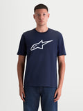 Alpinestars Ageless 2.0 CSF t-shirt, sportswear t-shirt met korte mouwen, blauw en wit, premium katoen-polyester mix met een zachte logoprint op de borst, vooraanzicht op model.