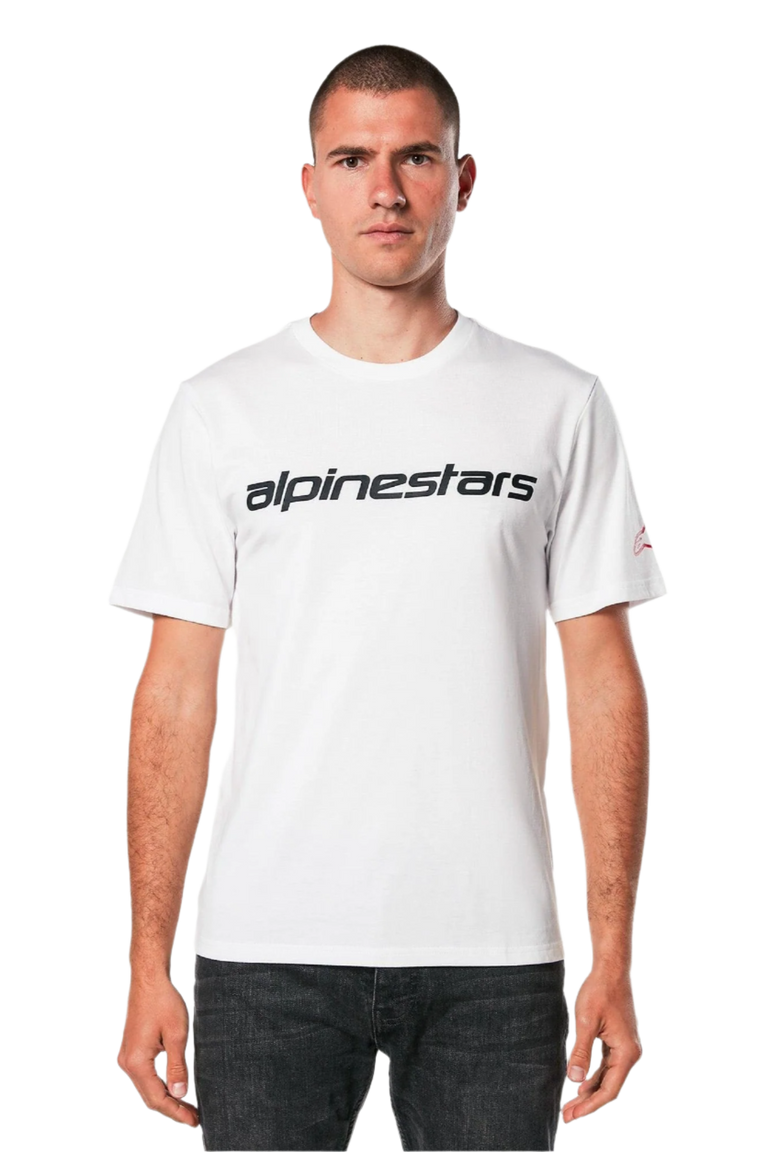 Alpinestars Linear Wordmark 2.0 CSF Tee, T-shirt met korte mouwen, wit, zwart woordmerk op de borst en rood Ageless-logo op de mouw, casual motorsport streetwear