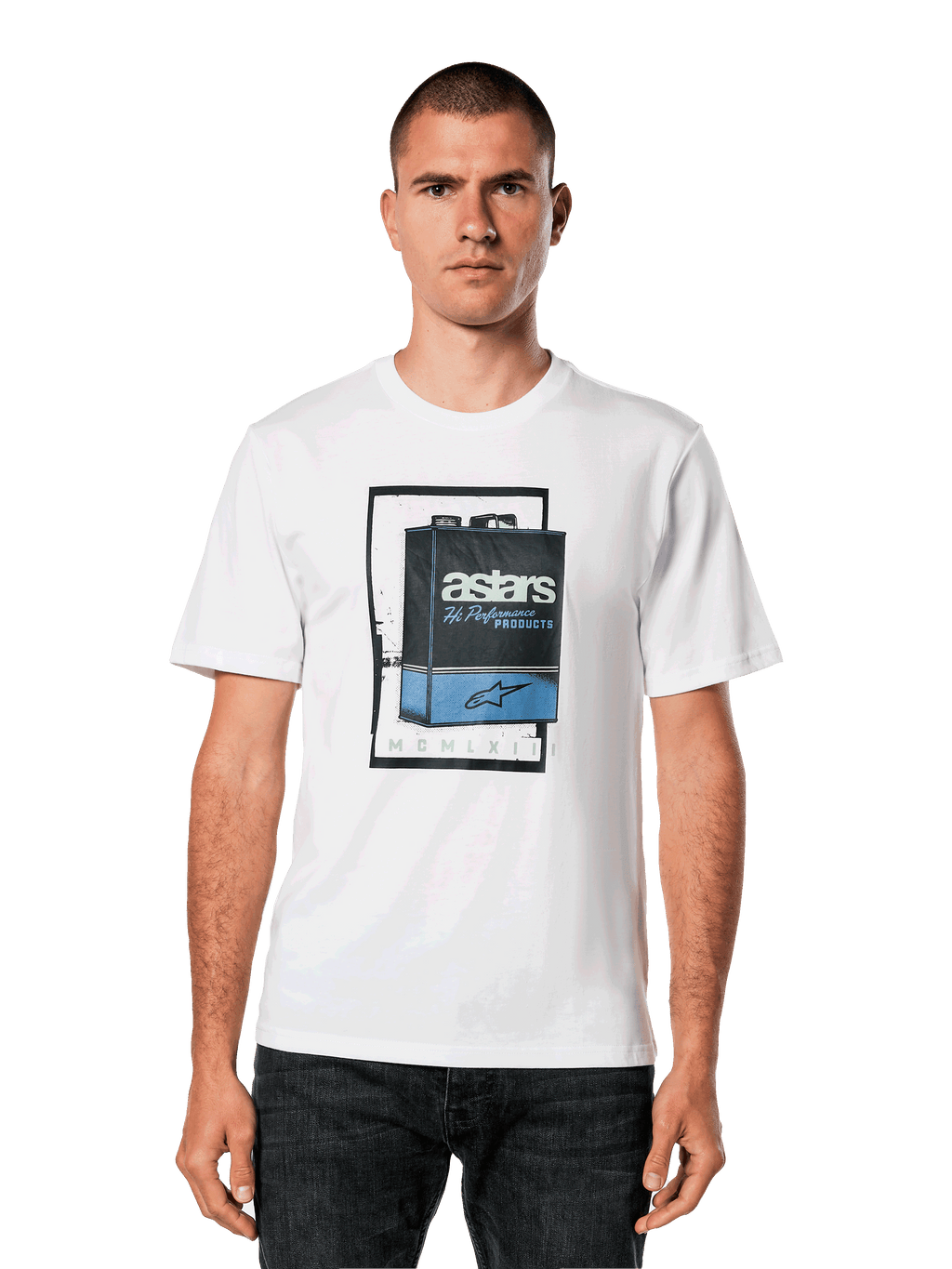 Alpinestars Galun CSF Tee, wit T-shirt met korte mouwen, blauwe en zwarte vintage graphic van een benzineblik met Astars-logo en Romeinse cijfers MCMLXIII, casual motorsport streetwear