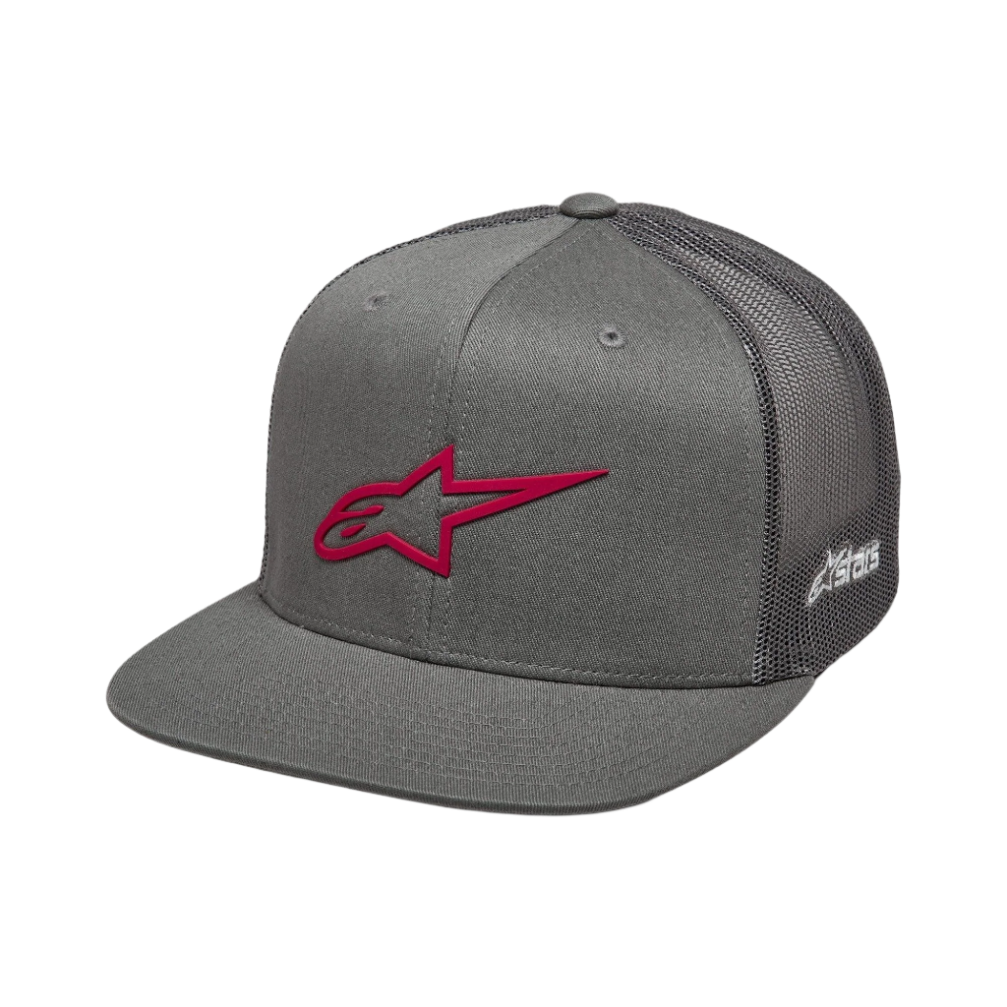 Casquette Trucker Alpinestars 3D Ageless, gris et rouge, visière plate avec couronne structurée, devant en sergé et arrière en maille, arborant un logo brodé 3D rouge vif sur le devant et un marquage blanc sur le côté, accessoire décontracté style motorsport