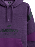 Alpinestars Perpetuate Hoodie, paars gemêleerde pullover hoodie, zwarte astars RACEWEAR graphic op de borst, zwart logo op de schouder, stofblokken met effen paarse panelen, capuchon met trekkoord en gedompelde uiteinden, casual motorsport-geïnspireerd ontwerp