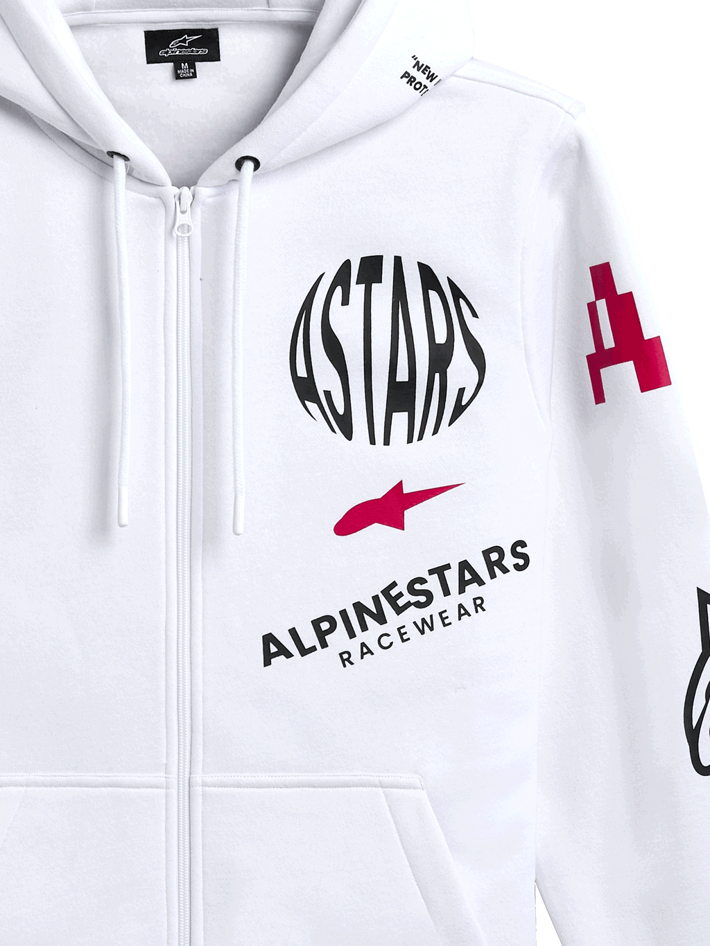 Alpinestars Variegate hoodie, witte fleece hoodie met ritssluiting aan de voorkant, voorzien van een rond zwart ASTARS-logo, rood stersymbool en Alpinestars Racewear-branding op de borst, casual motorsport streetwear