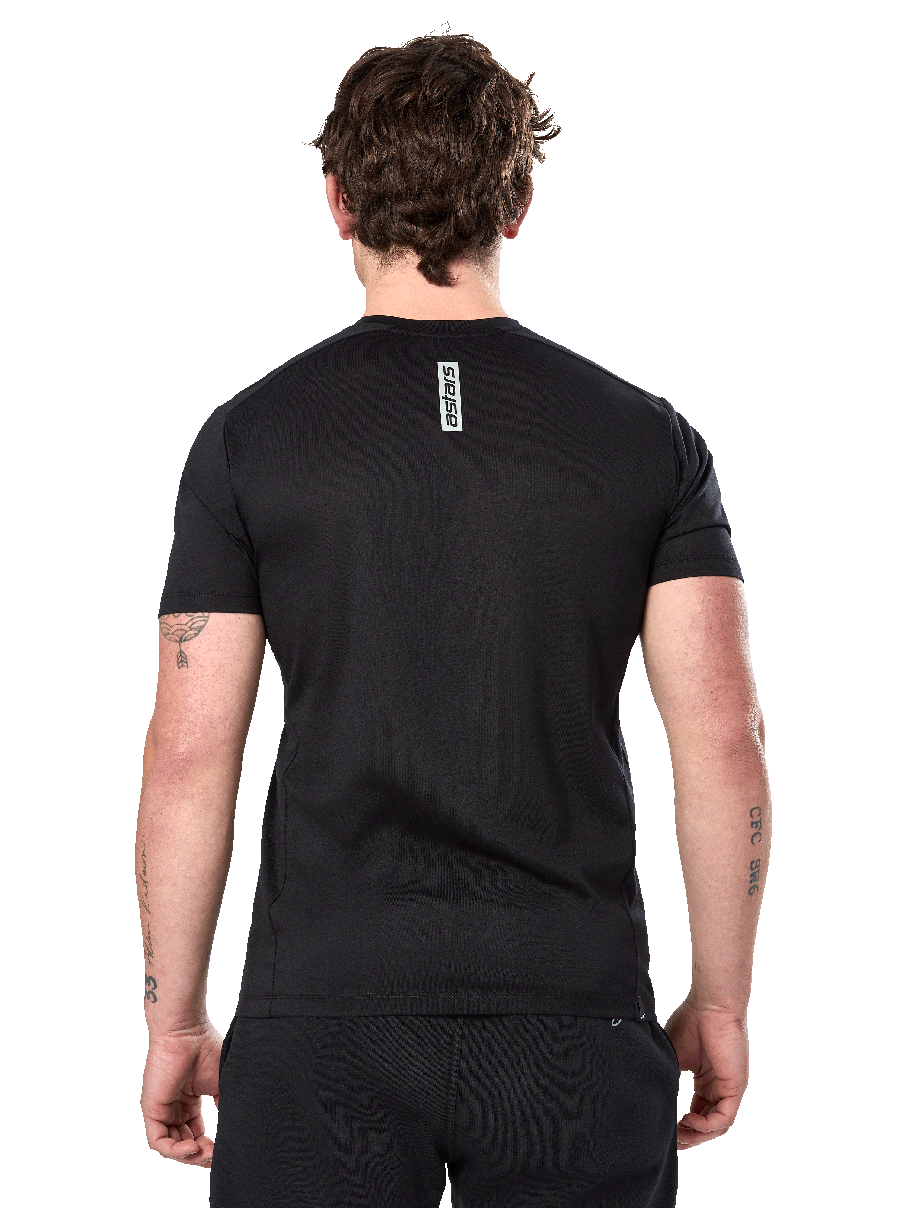 Alpinestars Point Performance Tee, T-shirt met korte mouwen, zwart, achteraanzicht van een man met een verticale astars woordprint op de bovenrug, casual performance sportswear