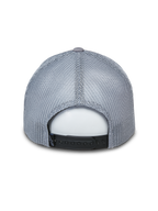 Alpinestars Terolithic Trucker pet, grijze truckerpet, achteraanzicht met grijze mesh-panelen en zwarte snapback-sluiting, casual motorsport-geïnspireerde hoofdbedekking