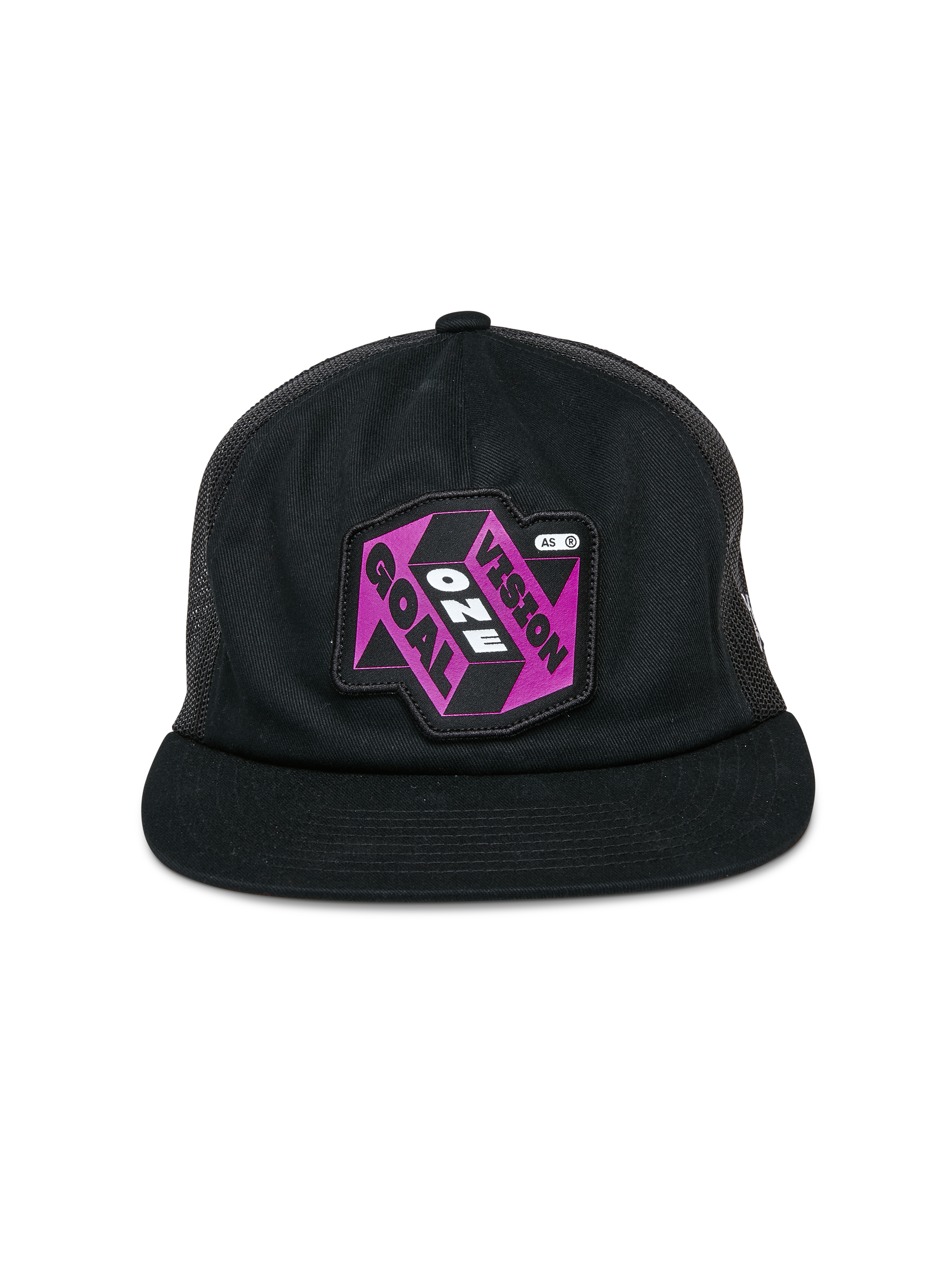 Alpinestars That Way Trucker pet, zwarte trucker cap, voorzien van een paarse en zwarte grafische patch met de tekst "One Vision One Goal", platte klep, gestructureerde kroon en mesh achterpanelen, casual headwear geïnspireerd op de motorsport