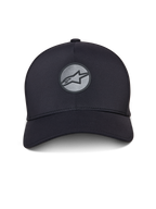 Alpinestars Apex pet, zwarte sportpet, gebogen klep en gestructureerde kroon, reflecterend gelast Astar-logo op een ronde patch aan de voorzijde, naadloze constructie met een modern sportief ontwerp