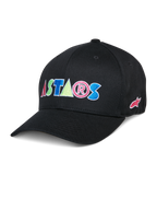 Alpinestars Cereal Pet, zwarte baseballcap met kleurrijke geborduurde ASTARS-letters in rood, blauw, roze en groen, gebogen klep, casual lifestyle hoofdbedekking