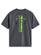 Alpinestars Overhang Oversized CSF Tee, T-shirt met korte mouwen, Charcoal, achteraanzicht met gebogen 'Alpinestars Protects' tekst en een verticaal limoengroen woordmerk, casual door motorsport geïnspireerde streetwear