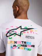 Alpinestars Wild Oversized CSF Tee, T-shirt met korte mouwen, wit, grafische print op de rug met levendig meerkleurig Astars-logo en slogan, casual sportkleding